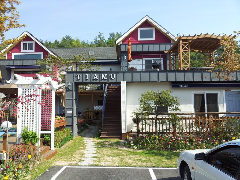 Gyeongju Tiamo Pension Exterior photo